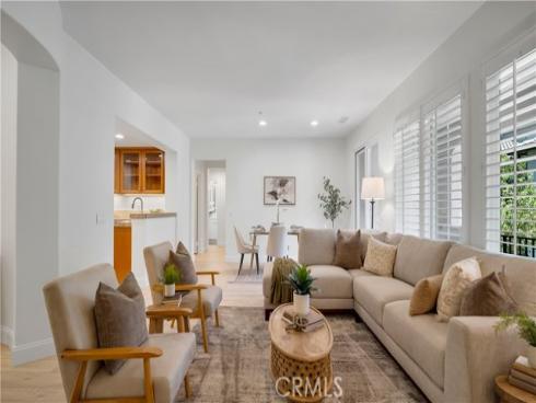 128  Talmadge  , Irvine, CA