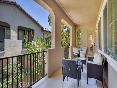 128 Talmadge , Irvine, CA