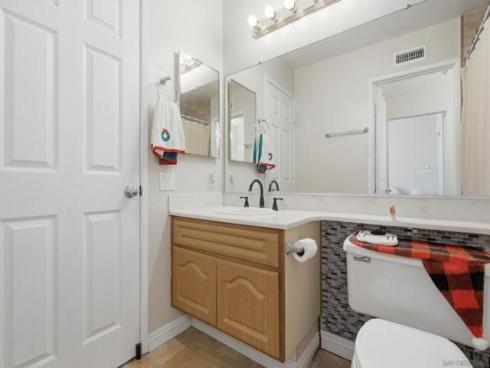 387 Deerfield Ave 77 , Irvine, CA