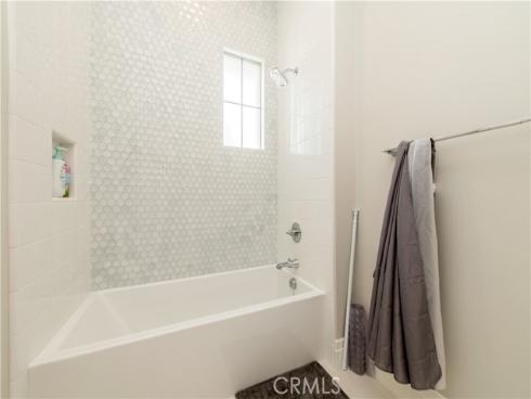 207 Coal Mine , Irvine, CA
