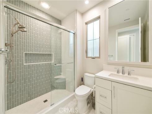 207 Coal Mine , Irvine, CA