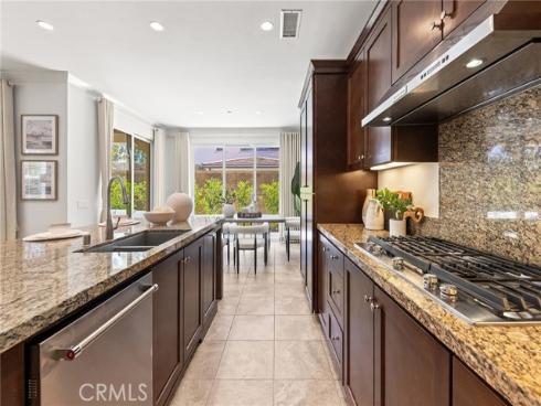 121 Mangrove Banks , Irvine, CA