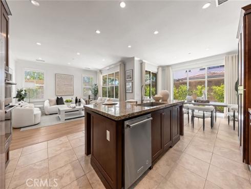 121 Mangrove Banks , Irvine, CA