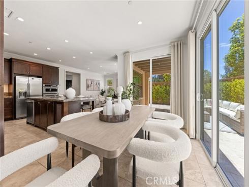 121 Mangrove Banks , Irvine, CA
