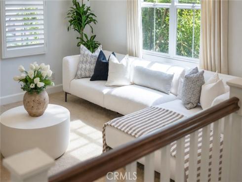 121 Mangrove Banks , Irvine, CA