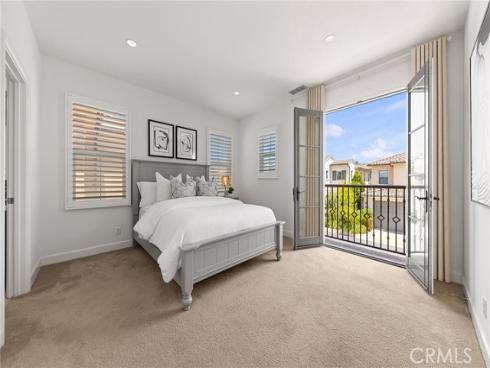 121 Mangrove Banks , Irvine, CA