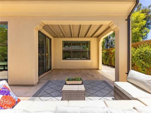 121 Mangrove Banks , Irvine, CA