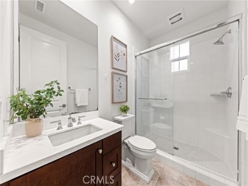 121 Mangrove Banks , Irvine, CA