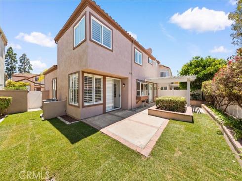 9  Terraza  , Irvine, CA