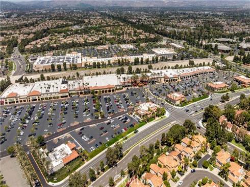 9  Terraza  , Irvine, CA
