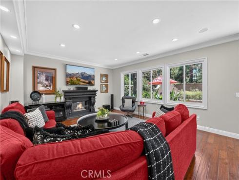 8  Castlebar  , Irvine, CA