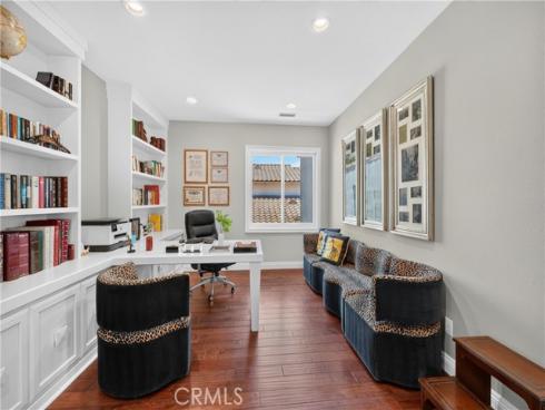 8  Castlebar  , Irvine, CA