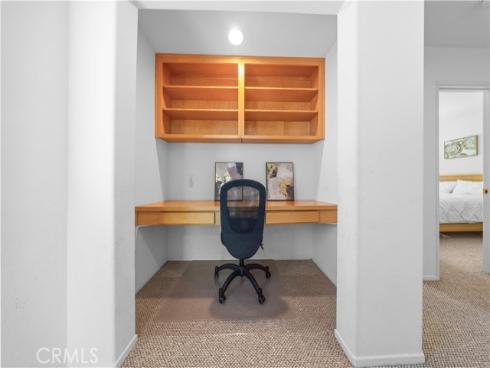 26  Appleglen  , Irvine, CA