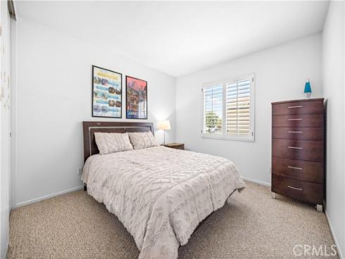 26  Appleglen  , Irvine, CA