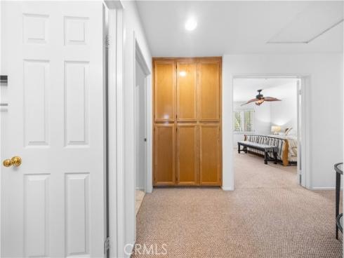 26  Appleglen  , Irvine, CA