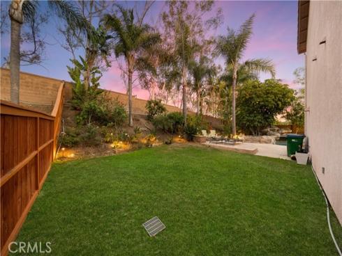 26  Appleglen  , Irvine, CA