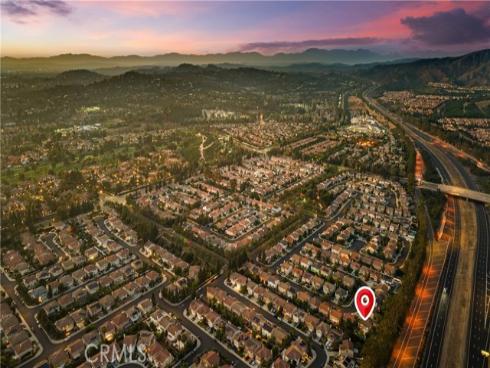 26  Appleglen  , Irvine, CA