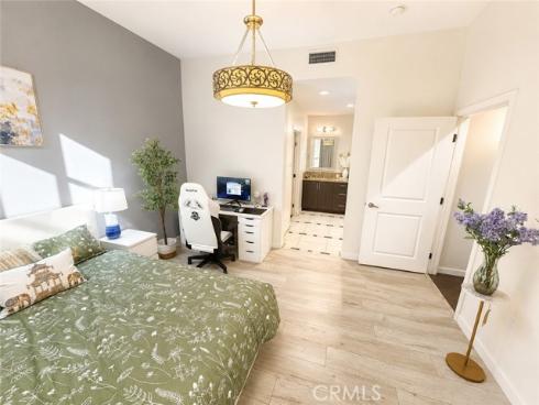 21 Gramercy 204 , Irvine, CA