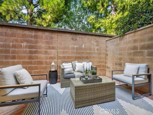 268 Overbrook , Irvine, CA