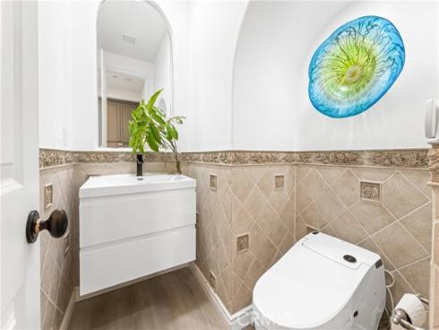 21  Rose Trellis  , Irvine, CA