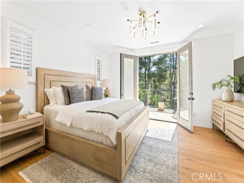 21  Rose Trellis  , Irvine, CA