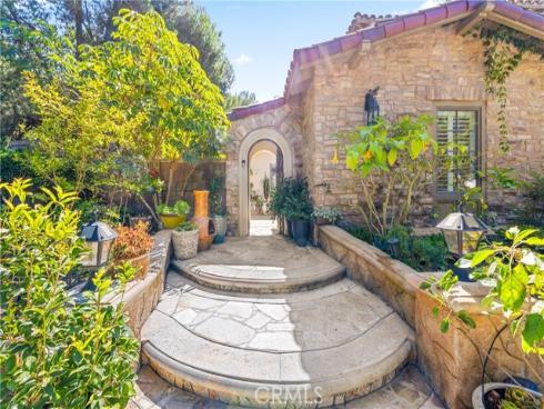 21  Rose Trellis  , Irvine, CA