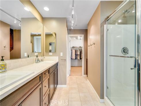 507 Rockefeller , Irvine, CA