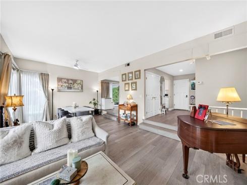 12 Rana , Irvine, CA