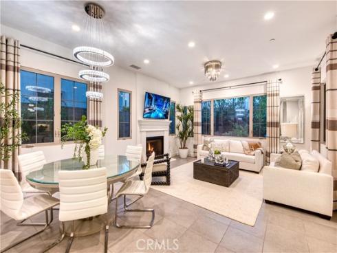68 English Saddle , Irvine, CA