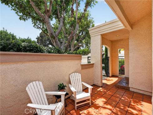 104  Navarre  , Irvine, CA