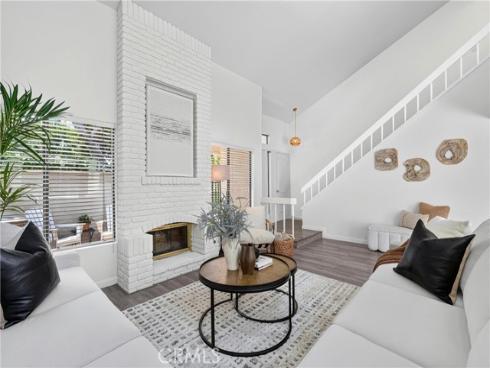 104  Navarre  , Irvine, CA