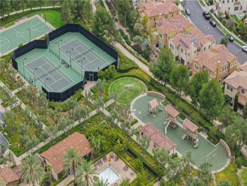 139  Sunset  , Irvine, CA