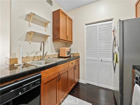 3338 Watermarke , Irvine, CA