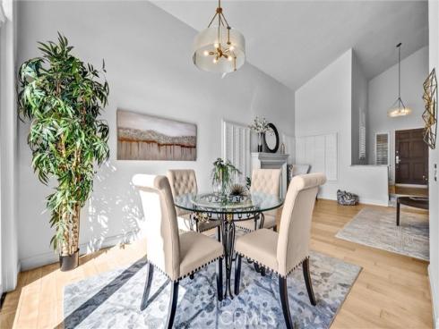 70 Fairlake , Irvine, CA