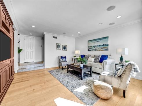 70 Fairlake , Irvine, CA