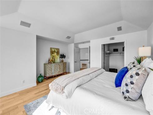 70 Fairlake , Irvine, CA