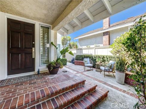 70 Fairlake , Irvine, CA