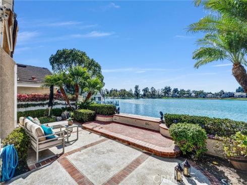 70 Fairlake , Irvine, CA
