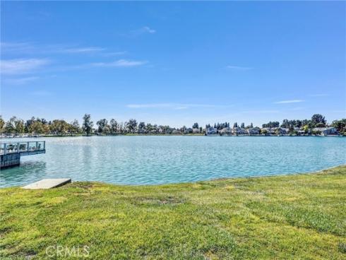 70 Fairlake , Irvine, CA