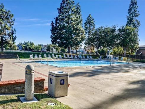 70 Fairlake , Irvine, CA