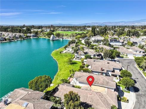 70 Fairlake , Irvine, CA