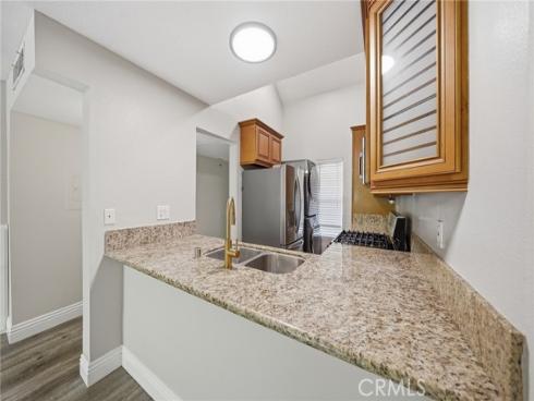 127  Lemon  , Irvine, CA