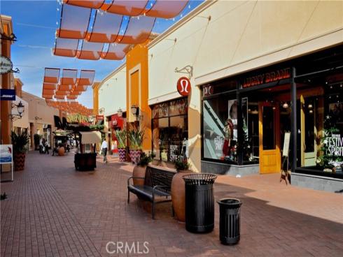 95 Canopy , Irvine, CA