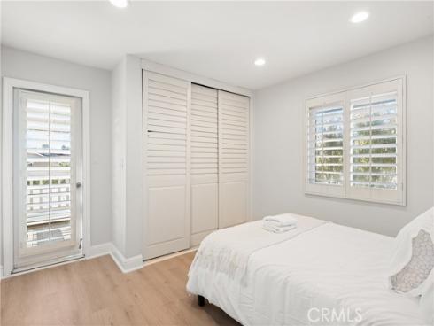 25  Lakeview  60 , Irvine, CA