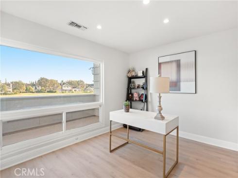 25  Lakeview  60 , Irvine, CA