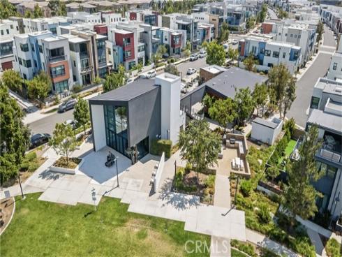 143 Fable , Irvine, CA