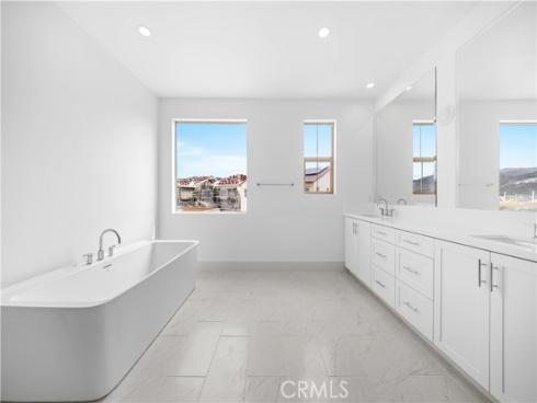 312 Brimwood , Irvine, CA