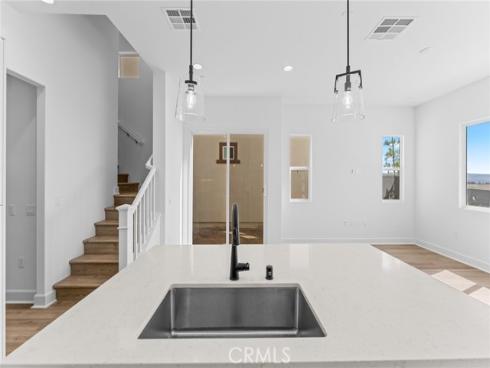 105 Moody , Irvine, CA