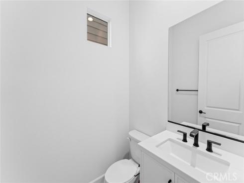 105 Moody , Irvine, CA