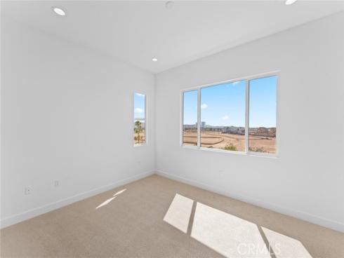 105 Moody , Irvine, CA